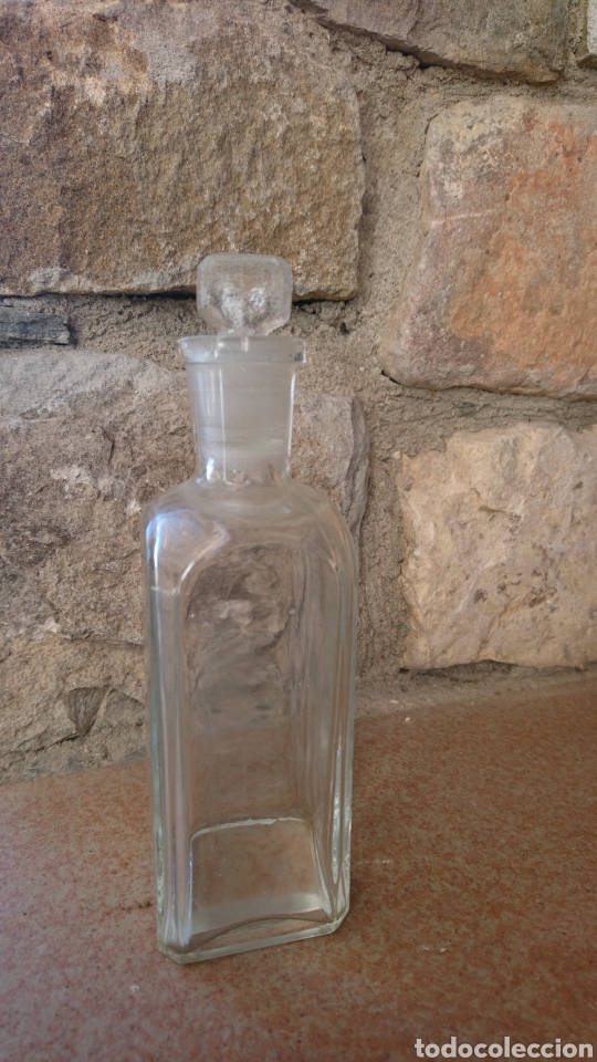 Botellas antiguas: Botella farmacia. - Foto 1