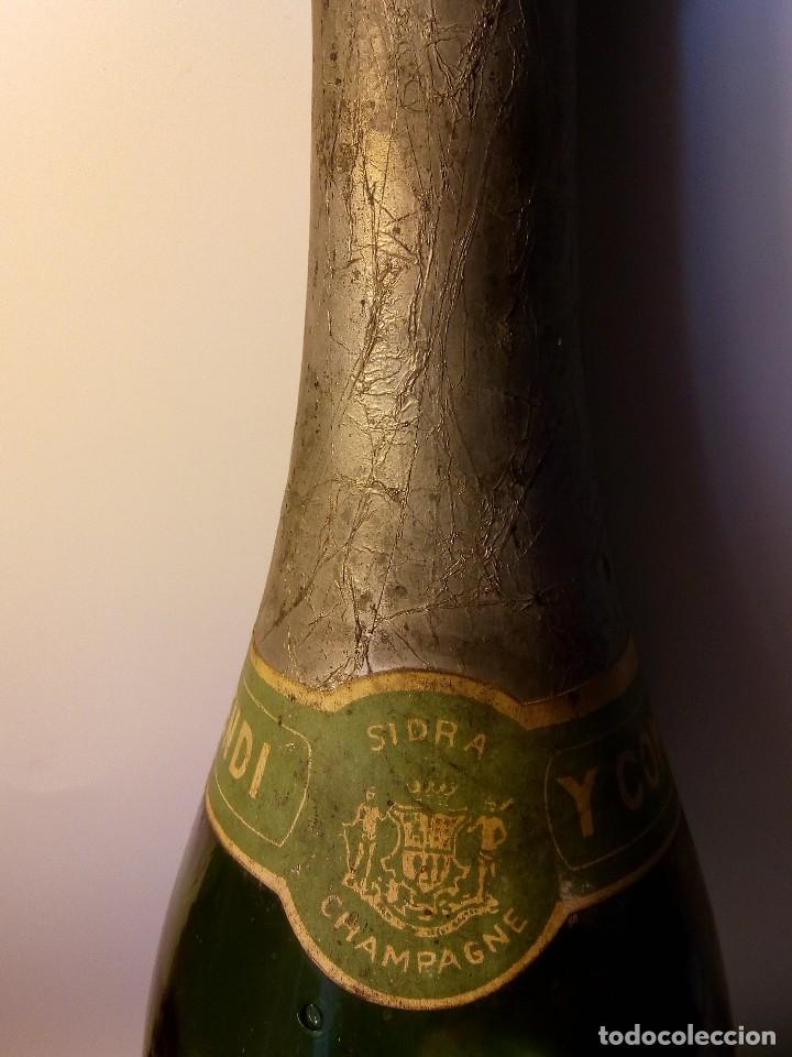 Botellas antiguas: Antigua botella Sidra Osasuna - Foto 4