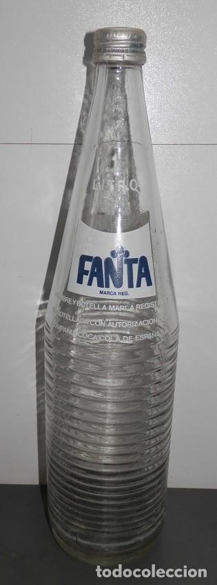 Botellas antiguas: BOTELLA FANTA  VINTAGE - Foto 2