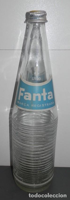 Botellas antiguas: BOTELLA FANTA VINTAGE - Foto 1