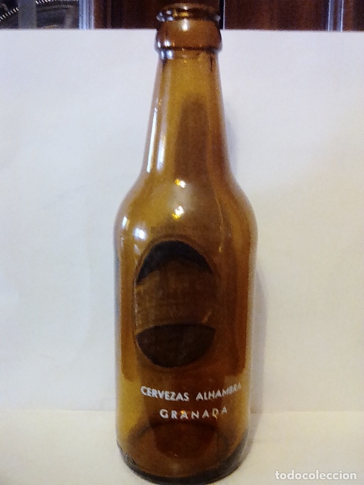Botellas antiguas: Botella cerveza la alhambra 1/3 - Foto 2