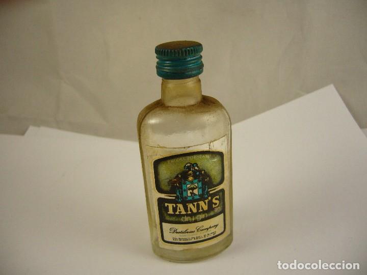 Botellas antiguas: BOTELLA DE LICOR TANNS - Foto 1