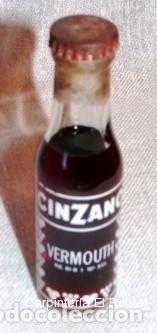 Botellas antiguas: Botellas de Vermouth Cinzano - Foto 2