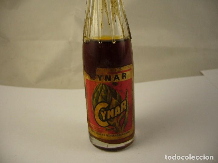 Botellas antiguas: BOTELL&Iacute;N (LIQUORE CYNAR) - Foto 1