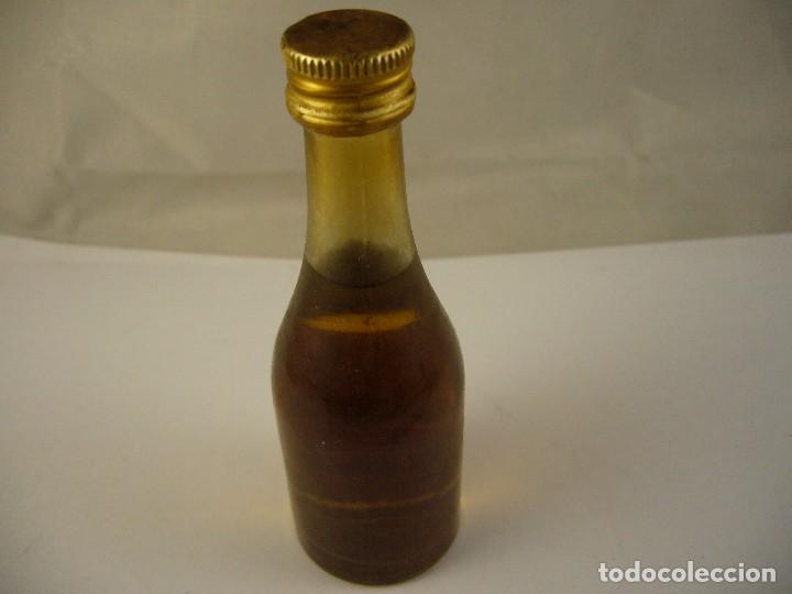 Botellas antiguas: Botellin  BRANDY DRAKE 1577 - Foto 2