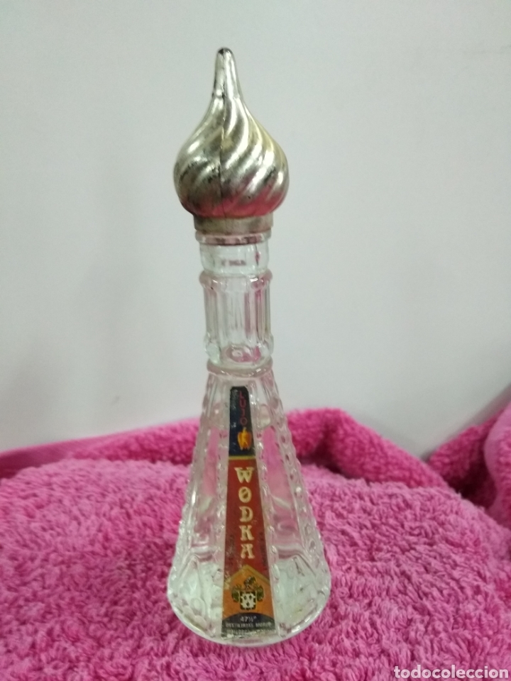 Botellas antiguas: Botellin vodka. Colecci&oacute;n. 15 cms - Foto 1