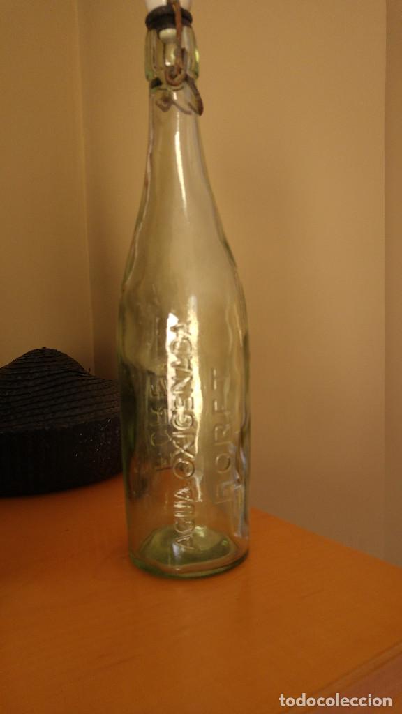 Botellas antiguas: BOTELLA AGUA OXIGENADA FORET. 1 LITRO - Foto 1