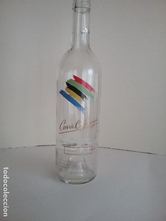 Botellas antiguas: Botella de vino franc&eacute;s Ol&iacute;mpicos 92 - Foto 2