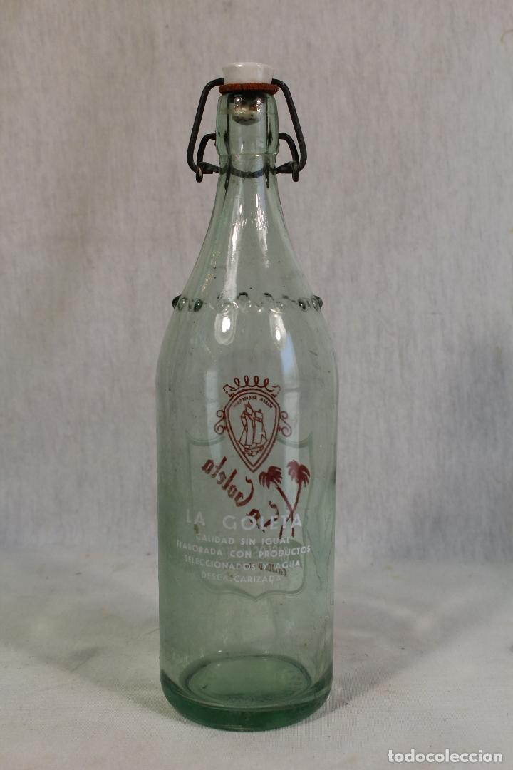 Botellas antiguas: BOTELLA DE GASEOSA LA goleta - Foto 3