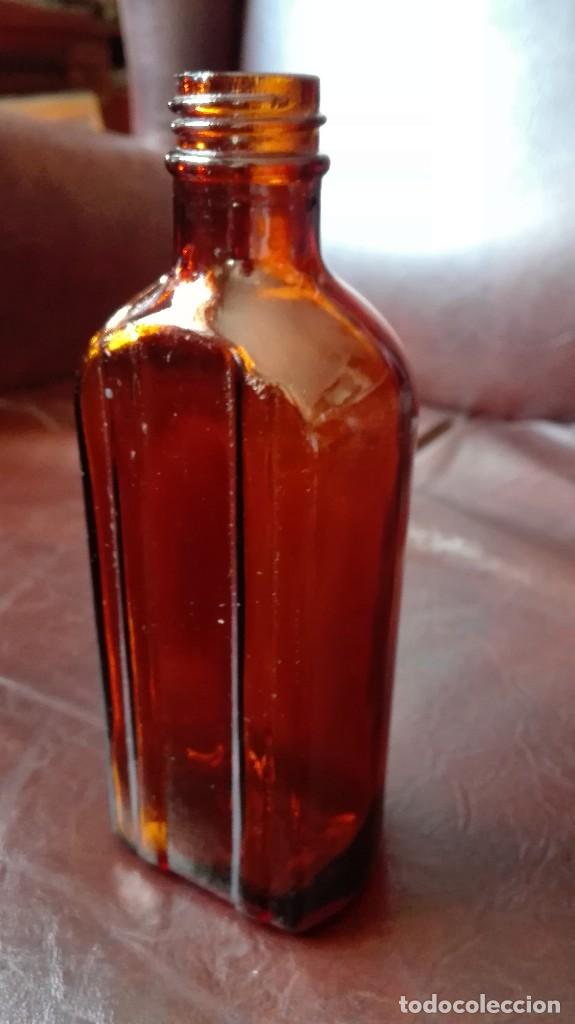 Botellas antiguas: Frasco con marca abajo:G. - Foto 1