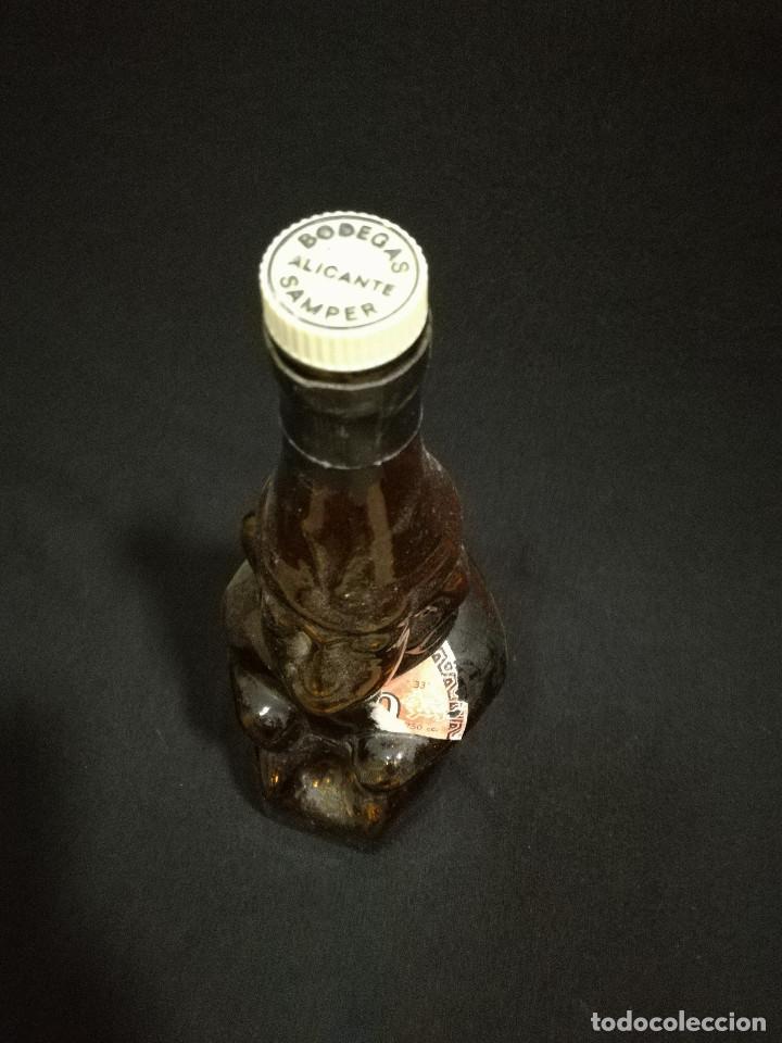Botellas antiguas: BOTELLA DE CRISTAL - NOGUERAS COMAS - Foto 6
