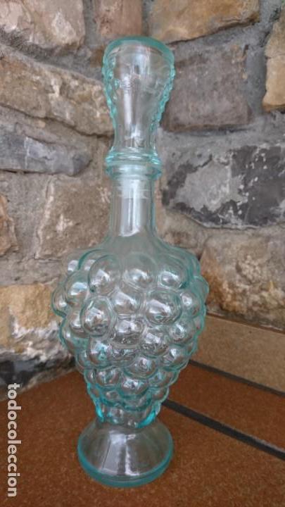 Botellas antiguas: Botella cristal for a racimo. - Foto 2