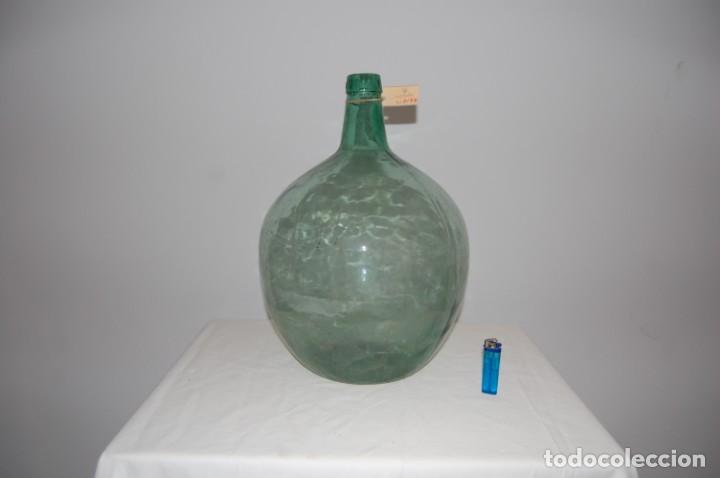 Botellas antiguas: Damajuana garrafas de cristal - Foto 2