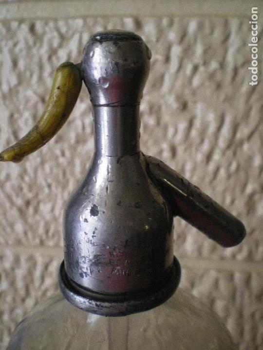 Botellas antiguas: SIF&Oacute;N OD&Eacute;RIZ. PAMPLONA, NAVARRA. CABEZA DE PLOMO. - Foto 3
