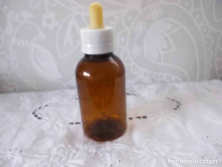 Botellas antiguas: ANTIGUO CUENTAGOTAS-TARRO DE PLASTICO - Foto 1