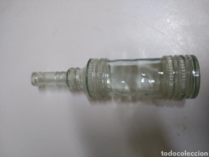 Botellas antiguas: Botella decorada - Foto 2