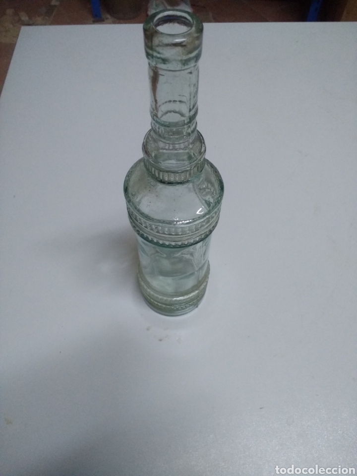 Botellas antiguas: Botella decorada - Foto 3