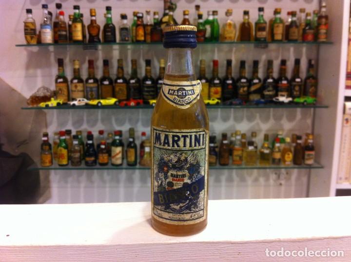 Botellas antiguas: BOTELL&Iacute;N. MARTINI. CONTIENE L&Iacute;QUIDO - Foto 1