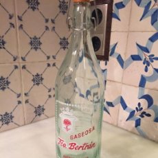 Botellas antiguas: ANTIGUA BOTELLA DE CRISTAL DE GASEOSA MARCA FRANISCO BETRÁN ARENYS DE MAR AÑOS 60-70