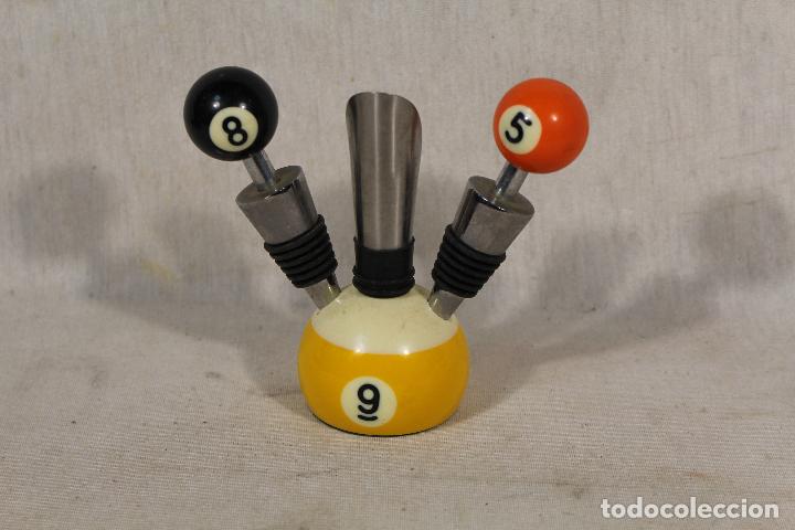 Botellas antiguas: tapones de3 botella - bolas de billar - Foto 2