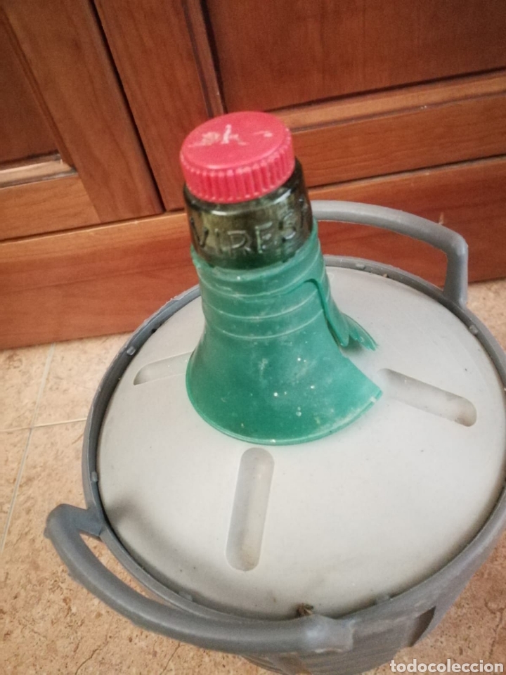Botellas antiguas: Damajuana de 2l forrada - Foto 3