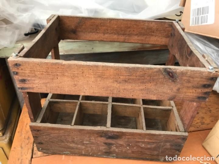 Botellas antiguas: Antigua Caja de 12 Botellas. Madera - Foto 1