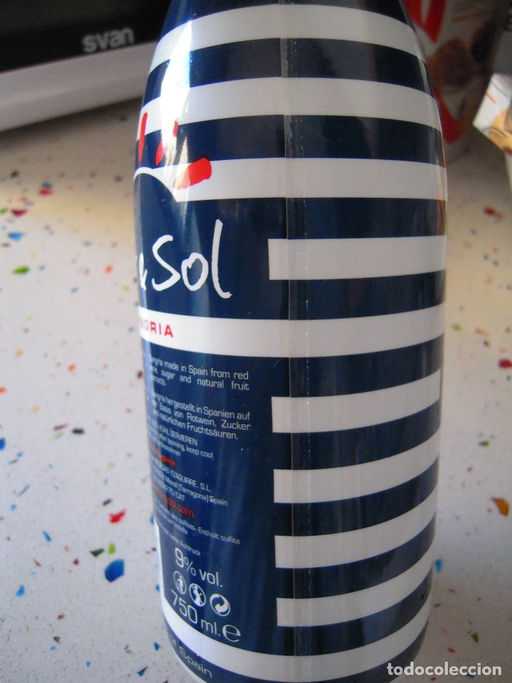 Botellas antiguas: Botella vac&iacute;a sangr&iacute;a Mar & Sol - Foto 5