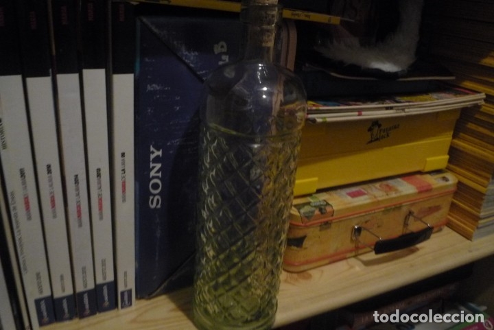 Botellas antiguas: BOTELLA ANTIGUA TIPO ANIS. NUEVA. - Foto 2