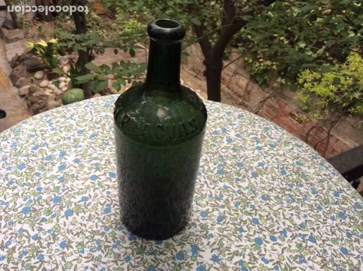 Botellas antiguas: Botella de cristal. - Foto 1