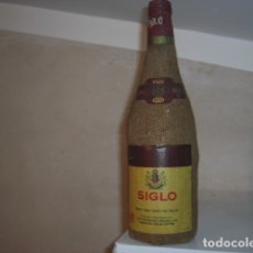 Botellas antiguas: BOTELLA VINO RIOJA. AGE SIGLO SACO CRIANZA 1970.. Lote 326268078