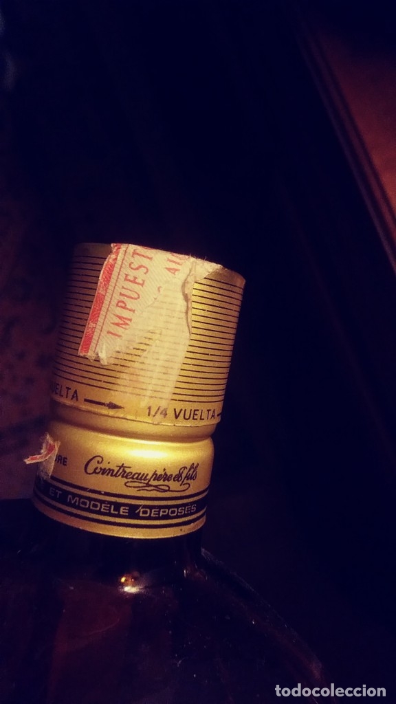 Botellas antiguas: botella de Cointreau 500 cl - Foto 6