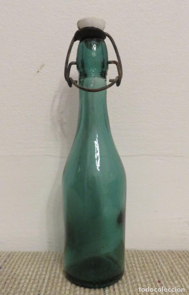 Botellas antiguas: BOTELLA AGUA OXIGENADA FORET - Foto 1