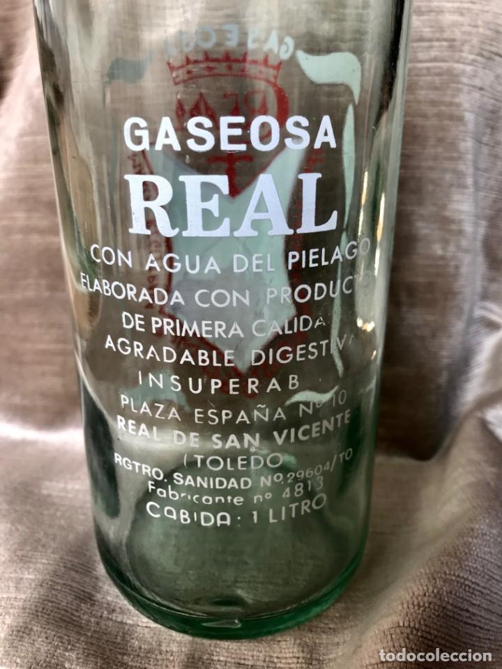 Botellas antiguas: ANTIGUA BOTELLA DE GASEOSA.- REAL.- - Foto 3