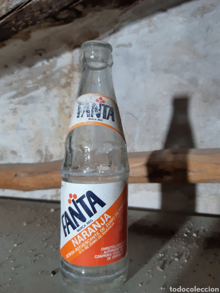 Botellas antiguas: Botella de fanta naranja - Foto 1