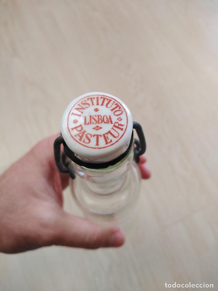 Botellas antiguas: Botella del Instituto Pasteur de Lisboa. - Foto 6