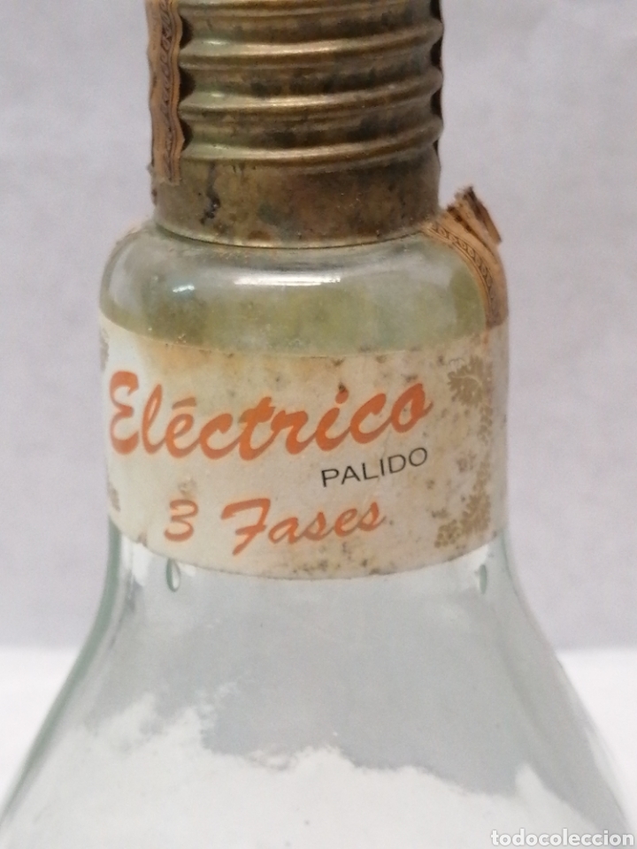 Botellas antiguas: Botella Montilla el&eacute;ctrico - Foto 3