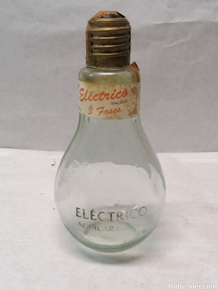Botellas antiguas: Botella Montilla el&eacute;ctrico - Foto 1