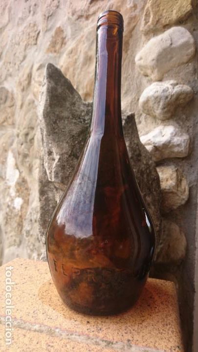 Botellas antiguas: Botella antigua Ferroquina - Foto 1