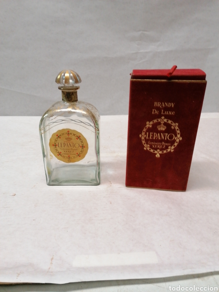 Botellas antiguas: Botella brandy Lepanto - Foto 1