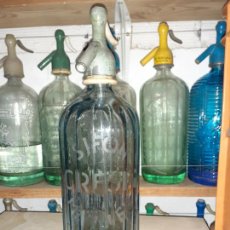 Botellas antiguas: SIFÓN CRESPI DE MANLLEU AZUL CLARO GRABADO A LA ARENA. Lote 202081185
