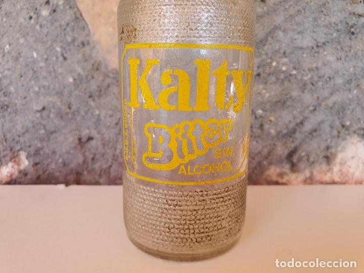 Botellas antiguas: BOTELLIN DE BITTER KALTY SIN ALCOHOL - Foto 3