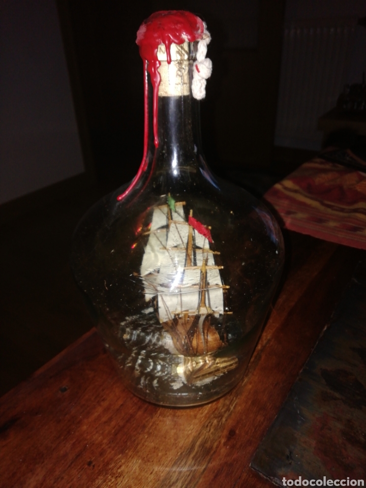 Botellas antiguas: Barco dentro de botella 27 ctm. - Foto 2