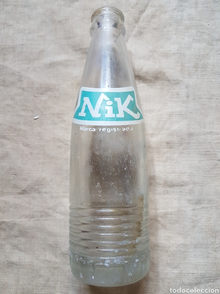 Botellas antiguas: Rara botella refresco Nik - Foto 1
