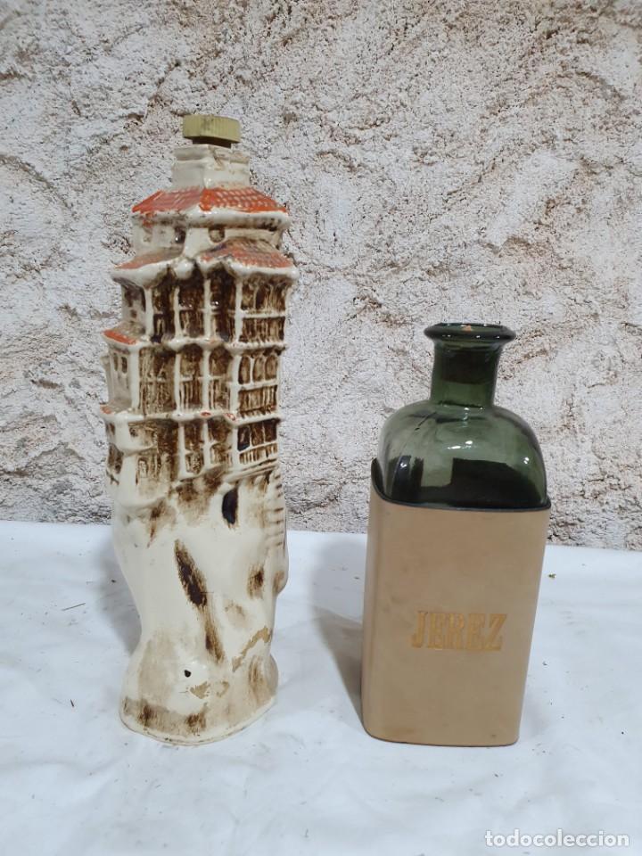 Botellas antiguas: PAREJA DE BOTELLAS - Foto 1