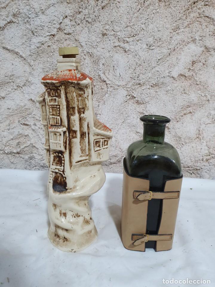 Botellas antiguas: PAREJA DE BOTELLAS - Foto 2