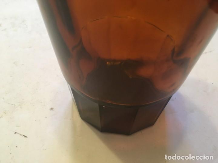 Botellas antiguas: botella con formas, o rara, para brandy - Foto 4