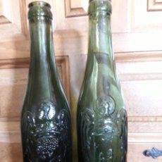 Botellas antiguas: DOS ANTIGUAS BOTELLAS DE CERVEZA, MARCA DE FABRICA. Lote 205374870