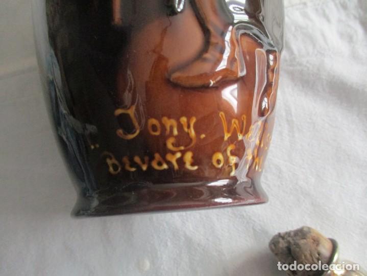 Botellas antiguas: botella royal doulton - Foto 3