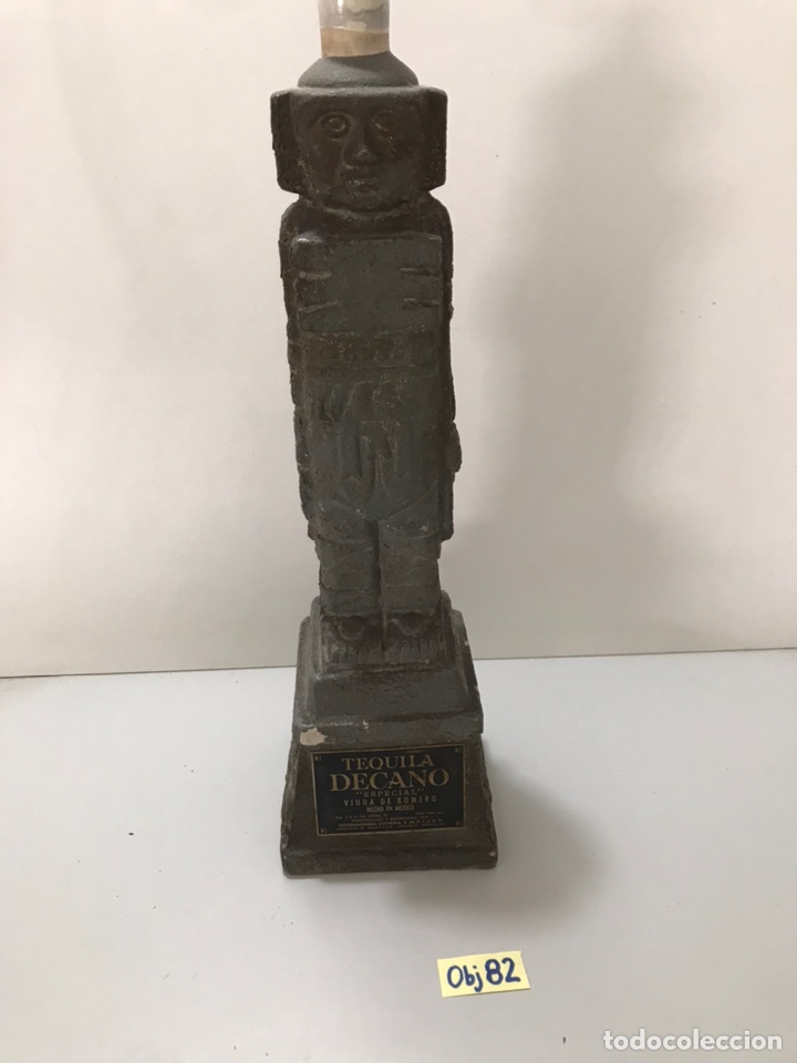 Botellas antiguas: BOTELLA MEXICANA VAC&Iacute;A DE TEQUILA DECANO - Foto 1