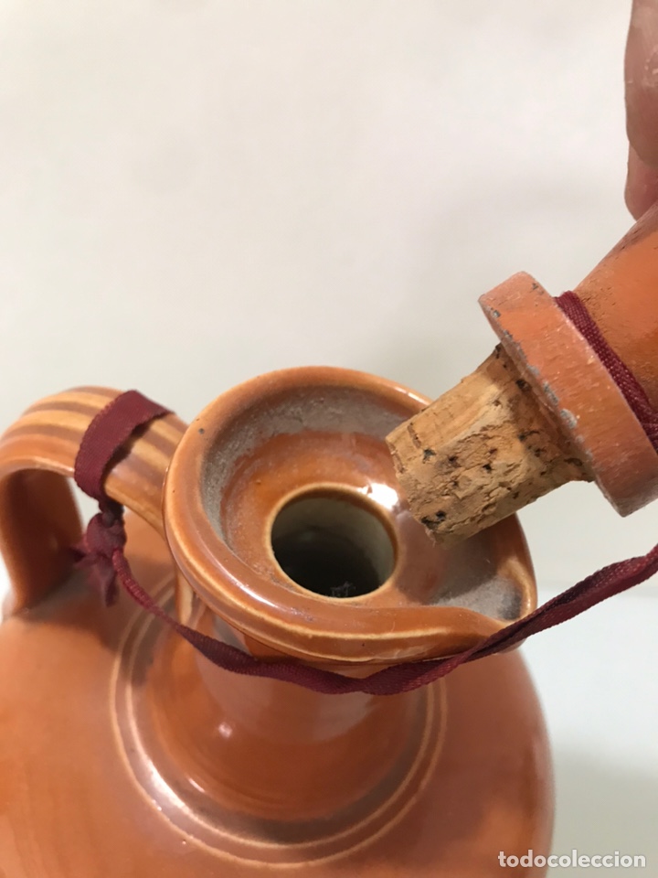 Botellas antiguas: BOTELLA DE LICOR EN FORMA DE JARR&Oacute;N - Foto 3